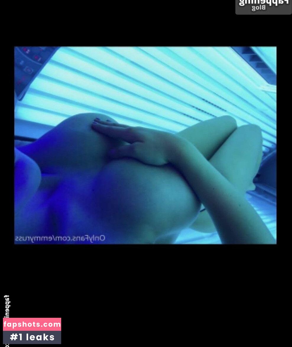Emmy Russ Nude Leaks OnlyFans Photos #29 - LeakJerk