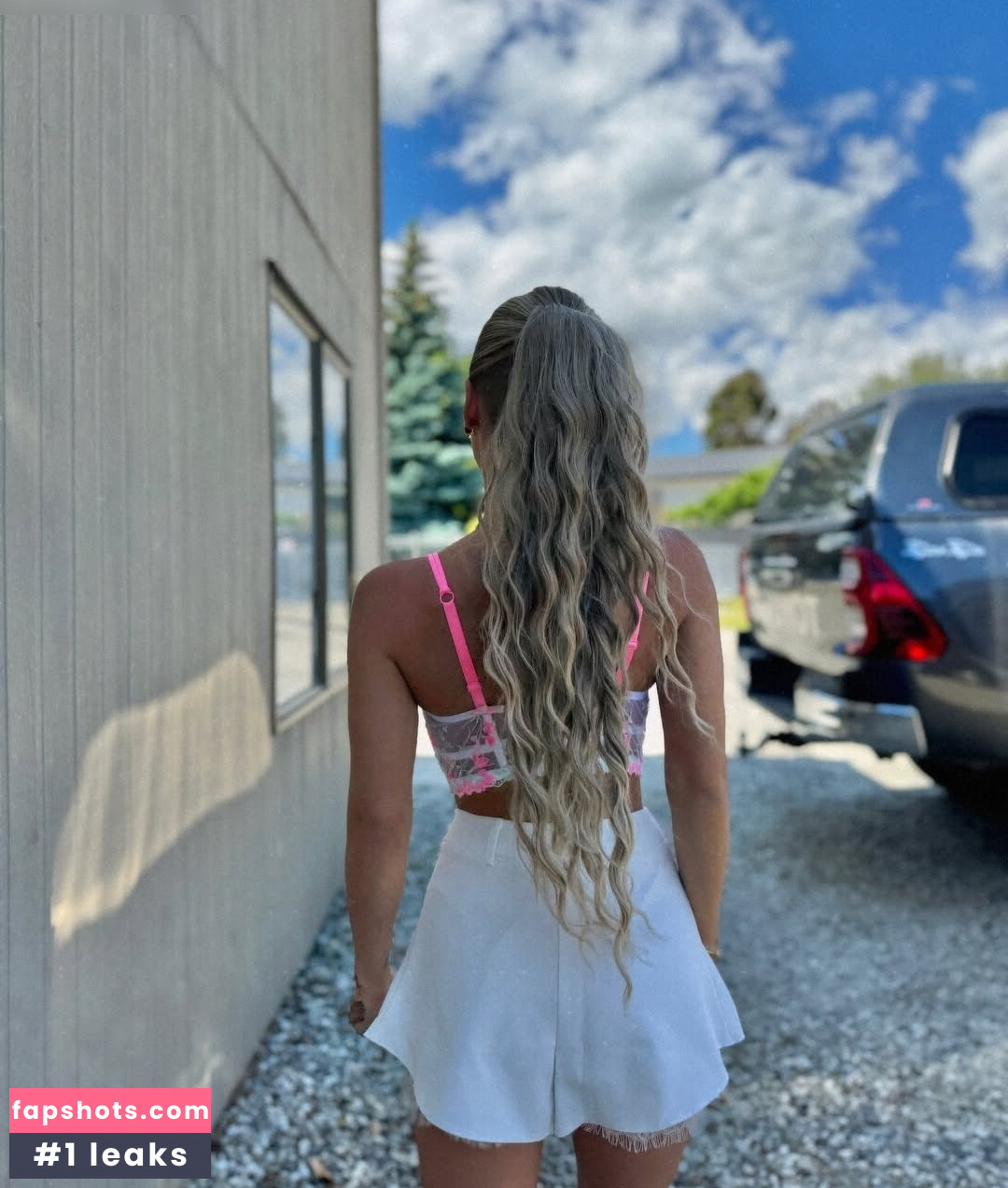 Emmy Russ Nude Leaks OnlyFans Photos #5 - LeakJerk