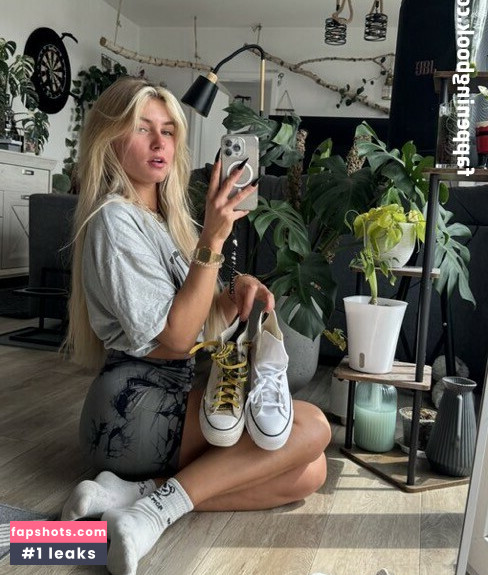 Emmysfeetandsocks Nacktheit OnlyFans Fotos #10 - Fapshots