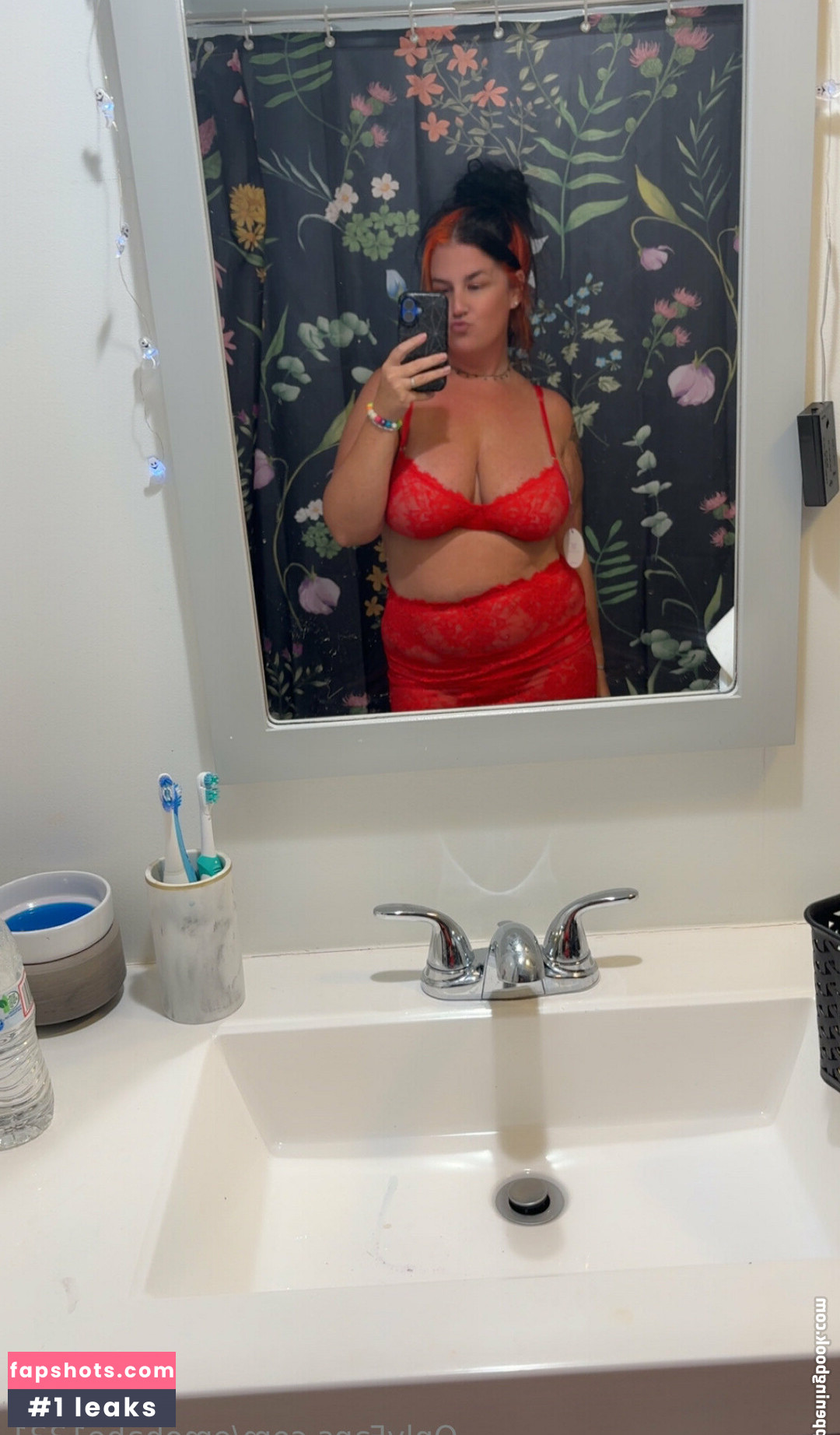 emobabe1331 gallery photo #3