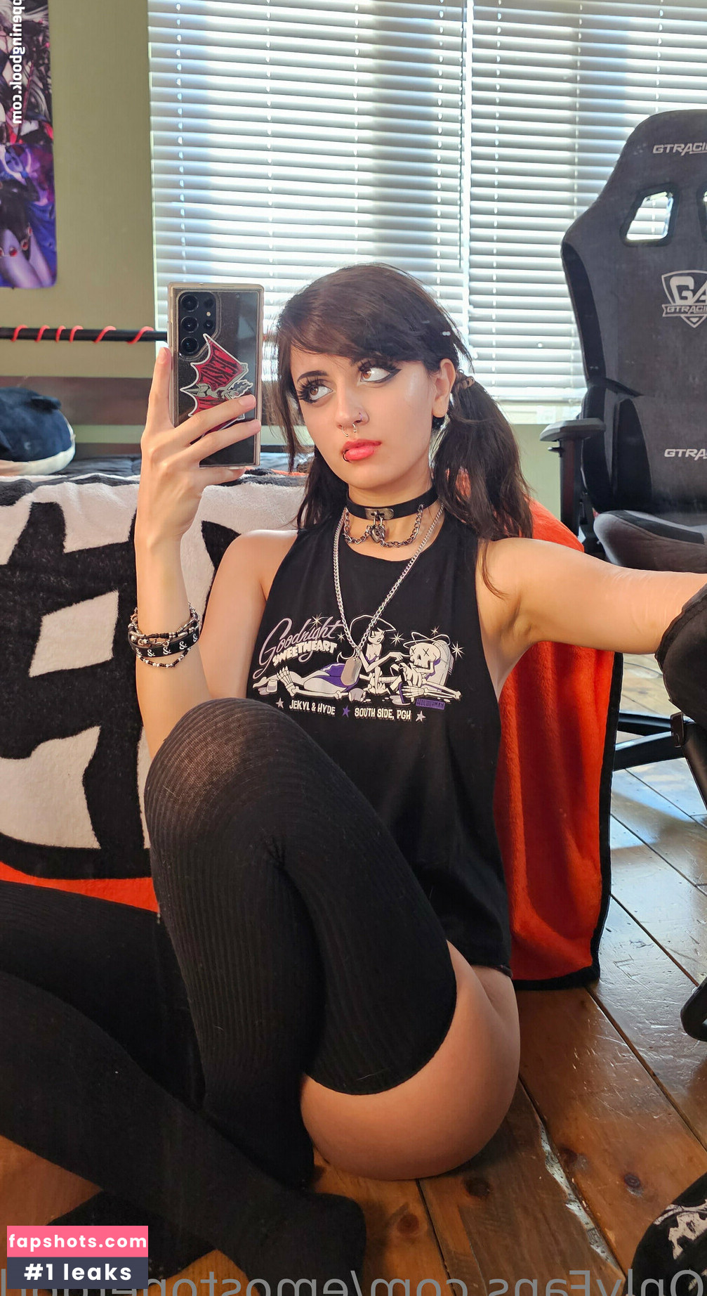 Emostonergorl gallery photo #129