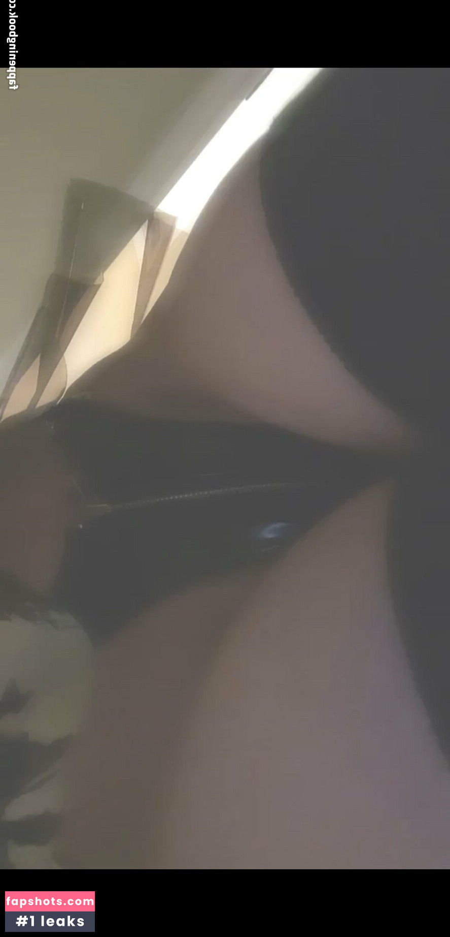 Emothotluvr gallery photo #11