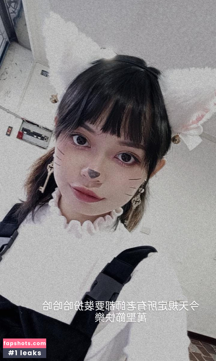 EmotionalBirdy gallery photo #6