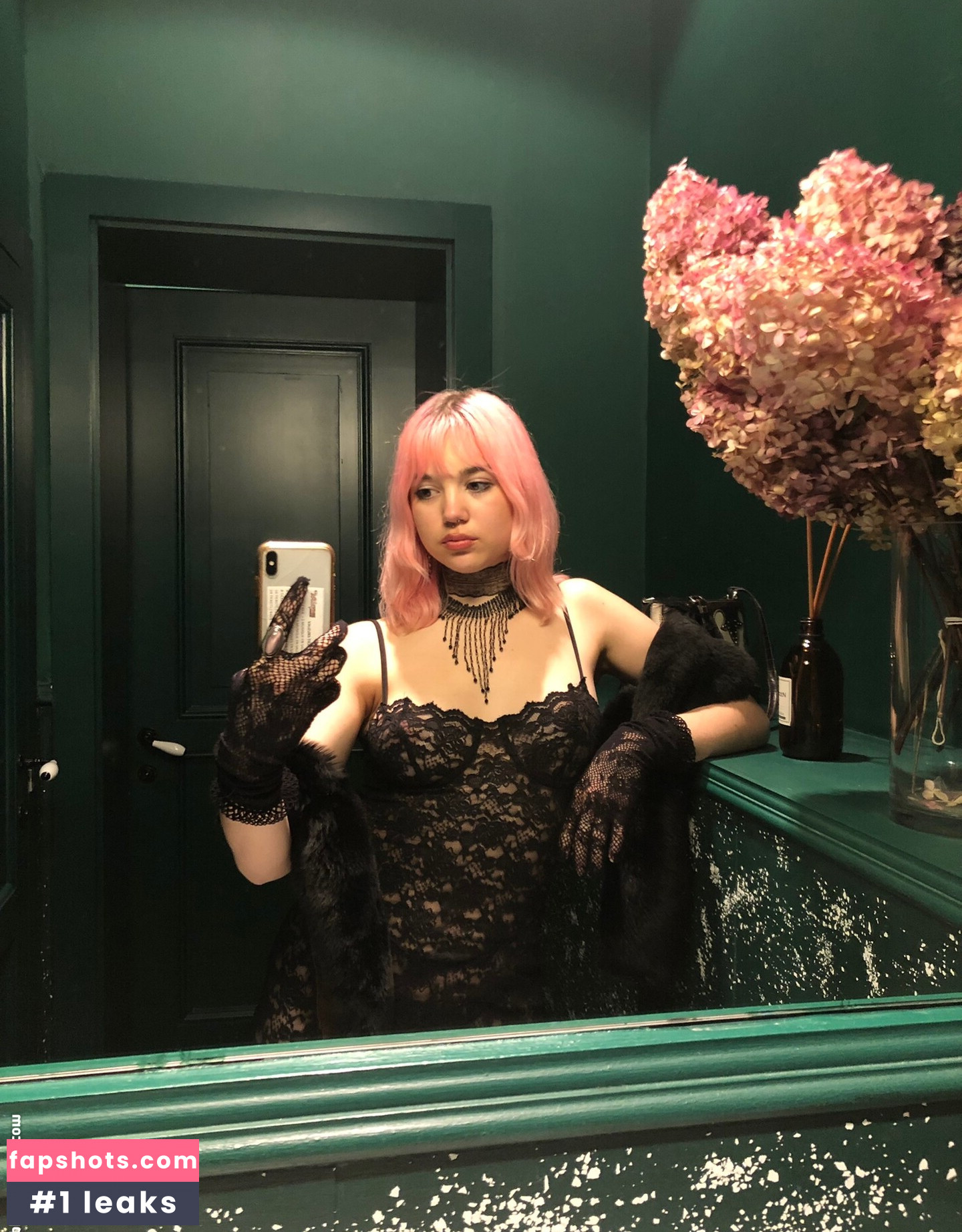 EmpressAzina gallery photo #15