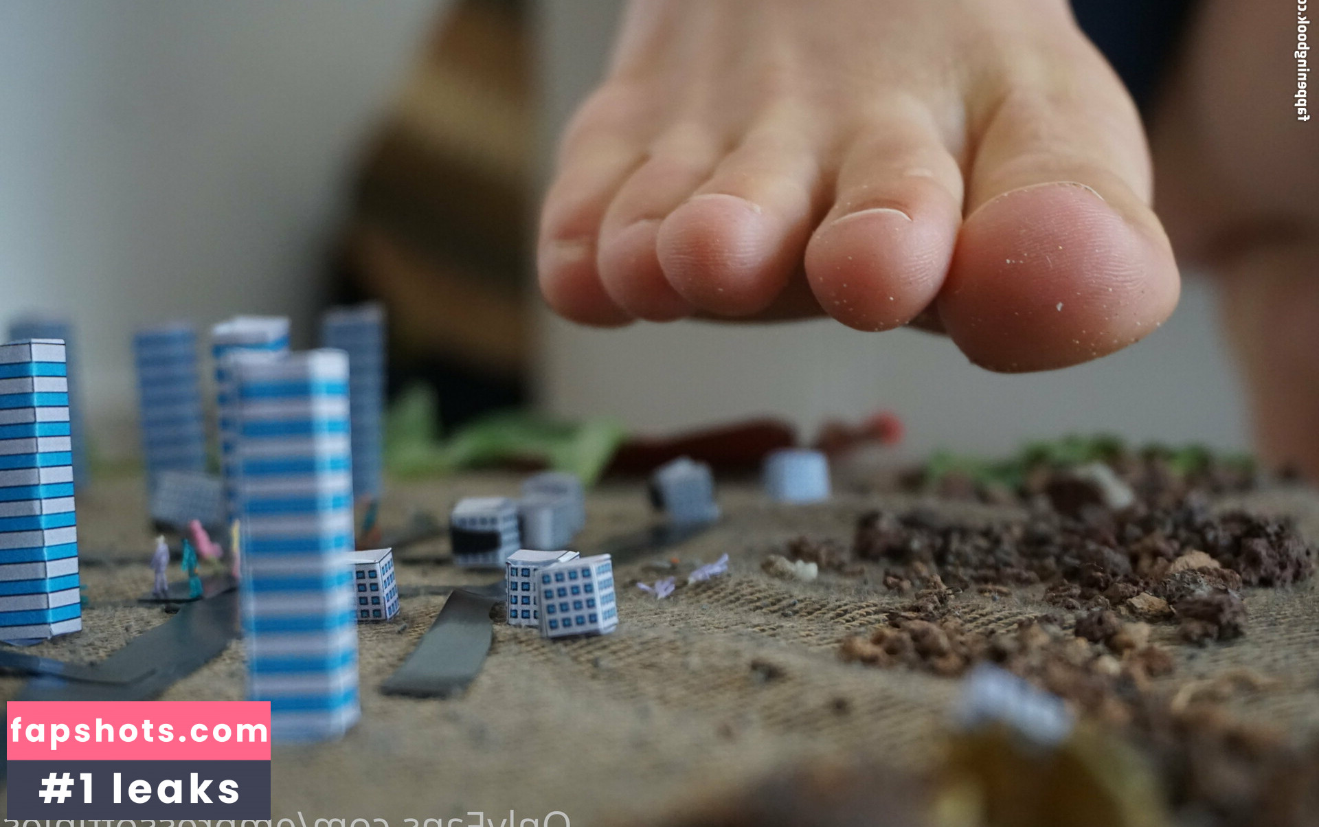 empressoftinies Nude Leaks OnlyFans Photos #13 - LeakJerk