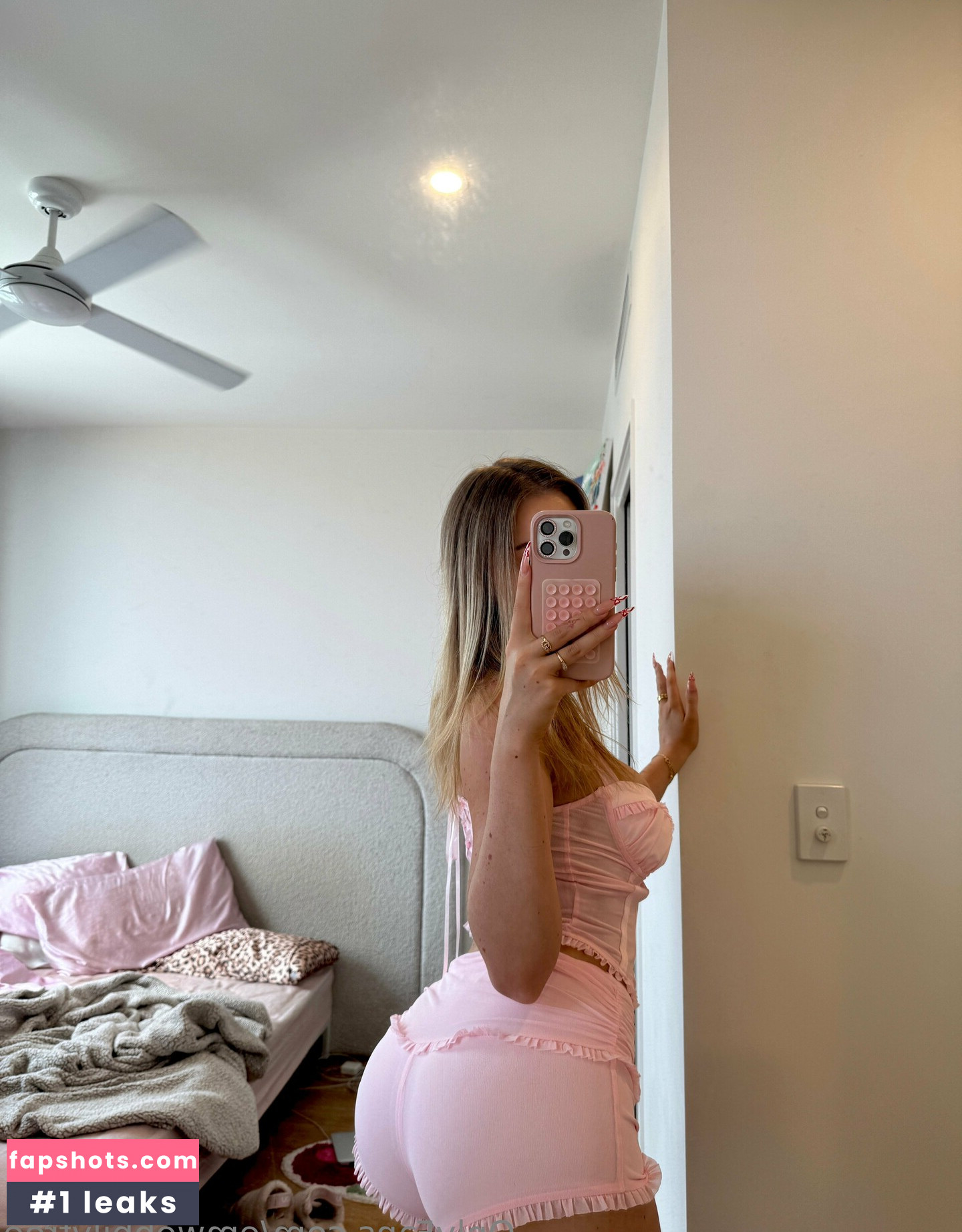 emwebbilyfree gallery photo #18