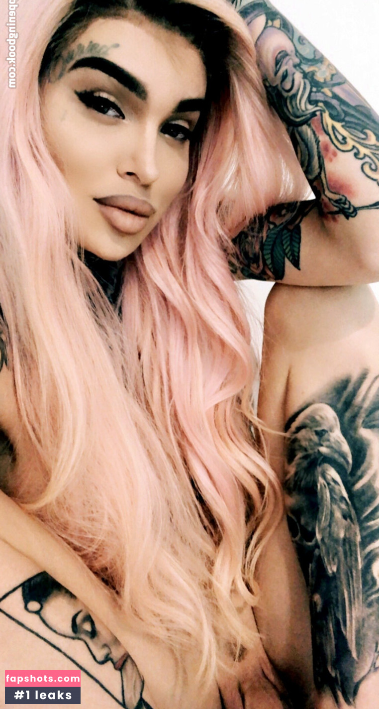 Emy Lee gallery photo #19