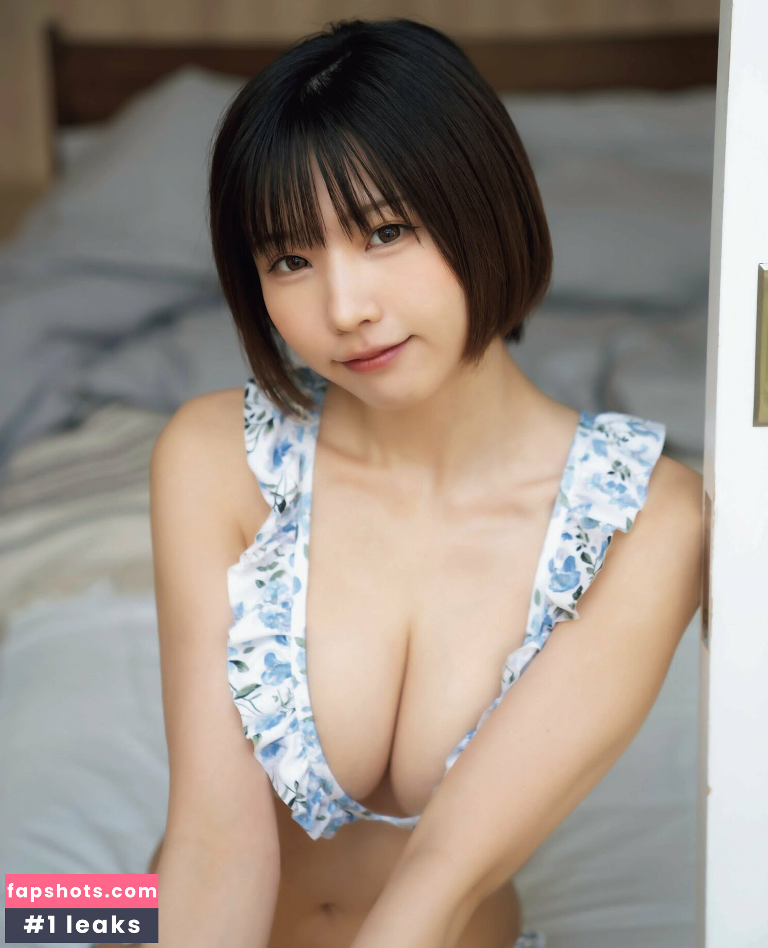 Enako gallery photo #158