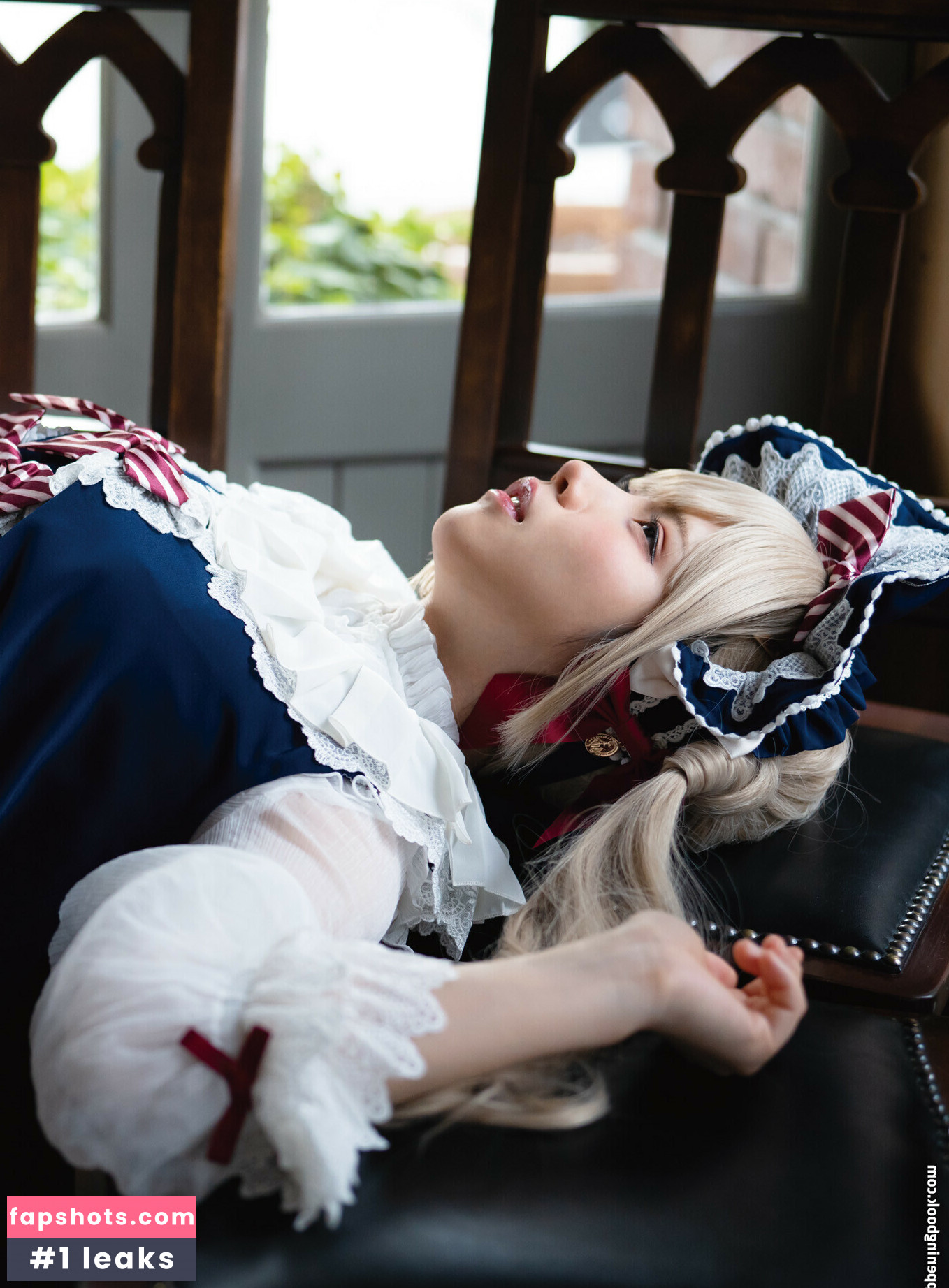 Enako gallery photo #34