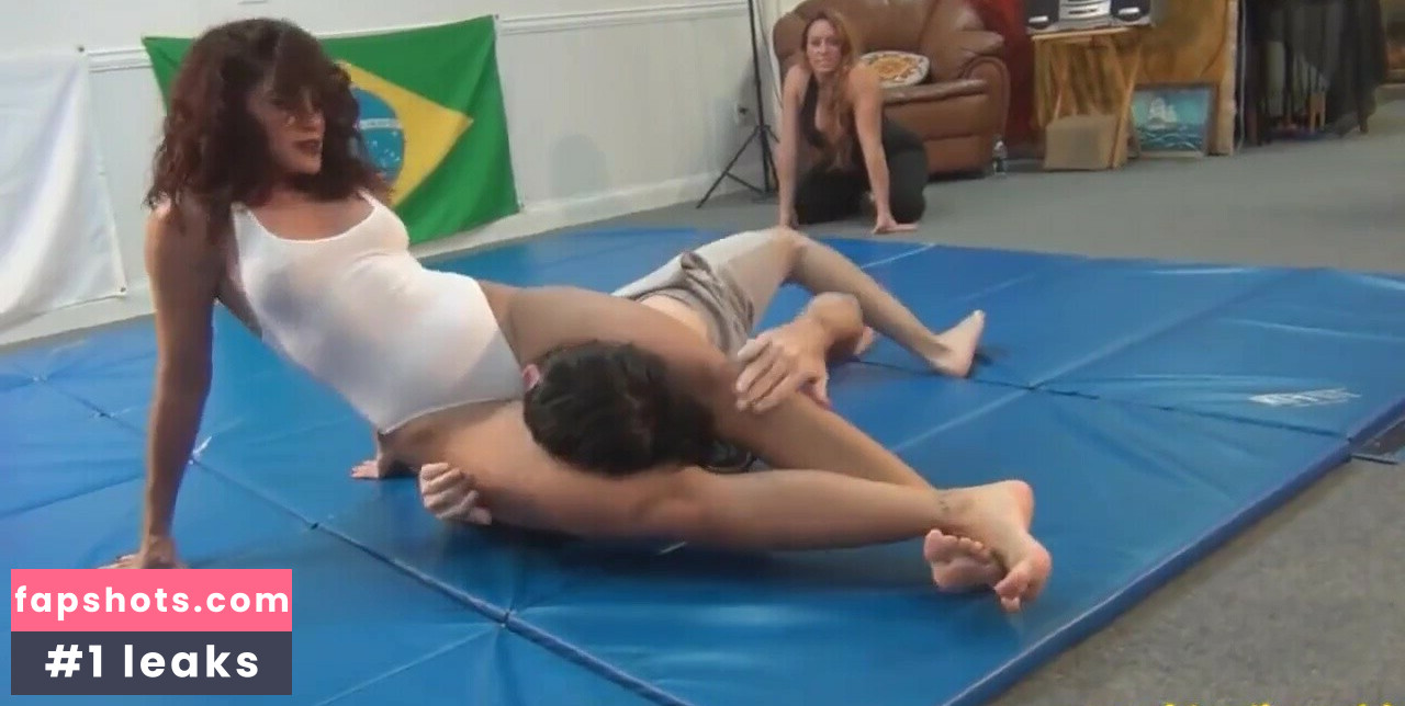 Enchantress Sahrye gallery photo #2