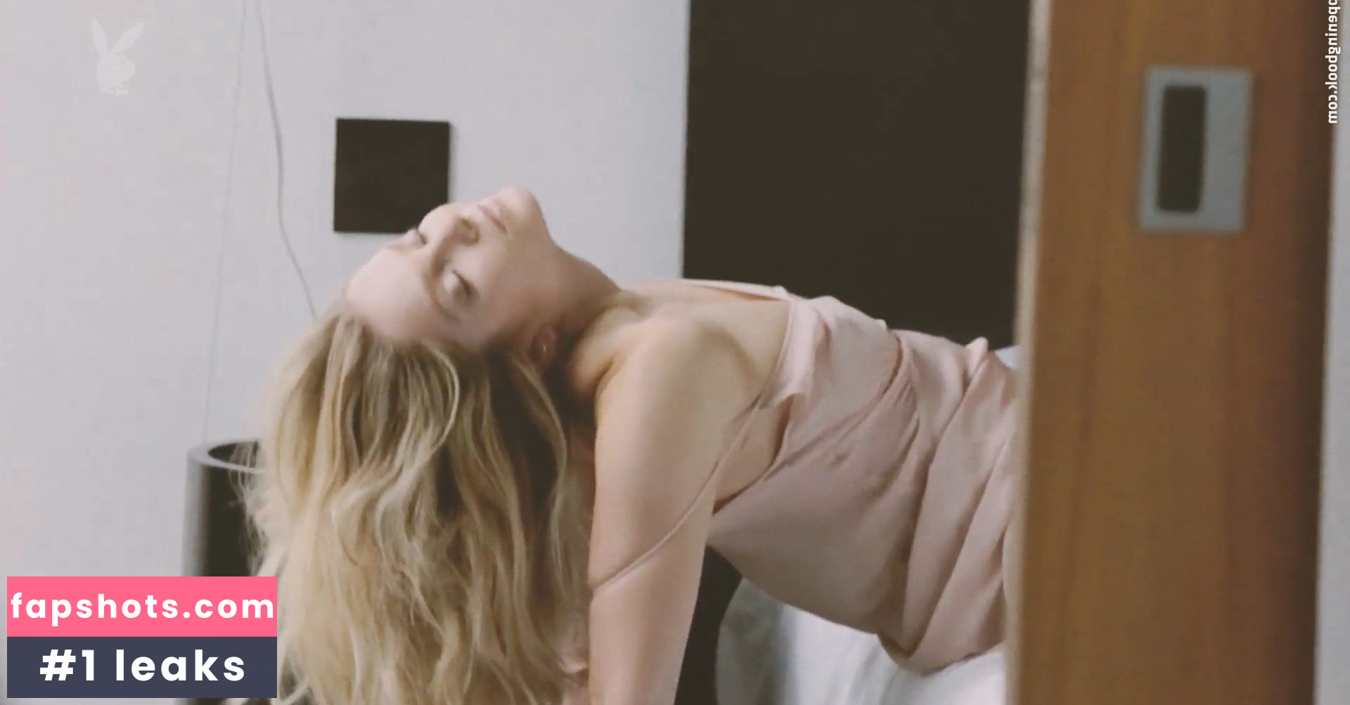 Eniko Mihalik gallery photo #115