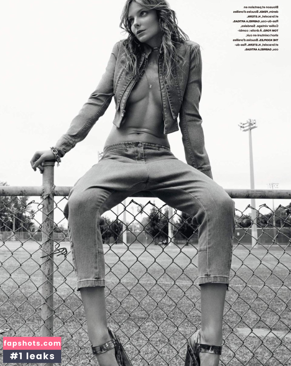 Eniko Mihalik gallery photo #78