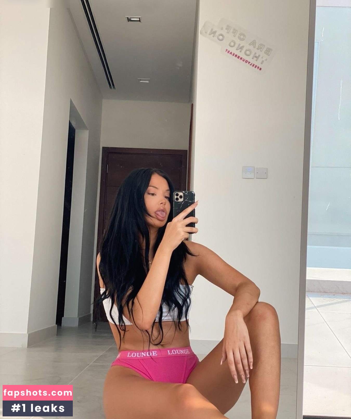 Enisa Bukvic gallery photo #24