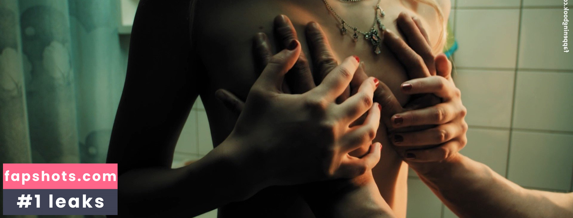 Enni Ojutkangas gallery photo #2