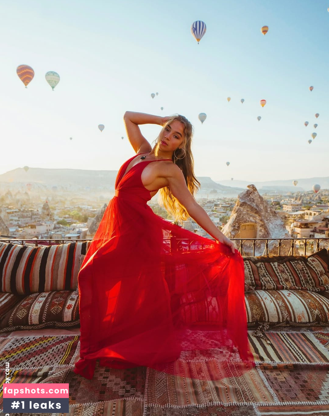 Enola Bedard gallery photo #2