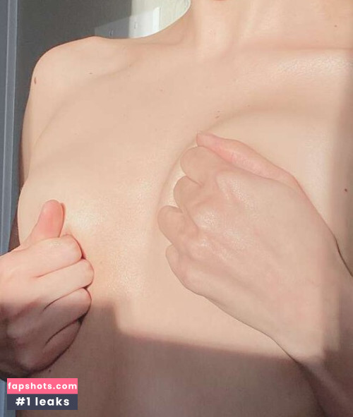 Envy Anne gallery photo #1583