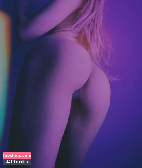 Envy Anne gallery photo #1689