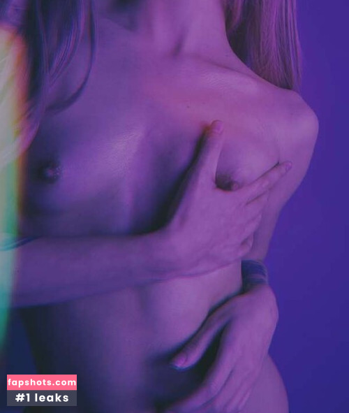 Envy Anne gallery photo #1697