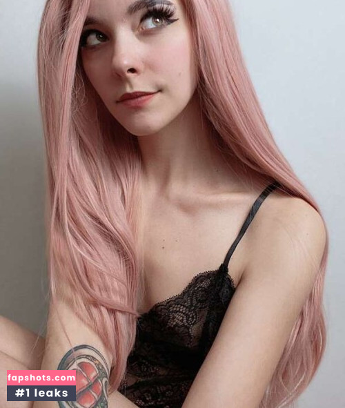 Envy Anne gallery photo #1743