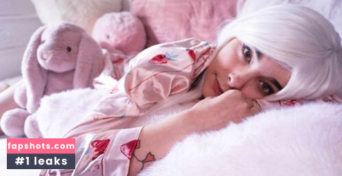 Envy Anne gallery photo #4402