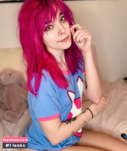 Envy Anne gallery photo #4840