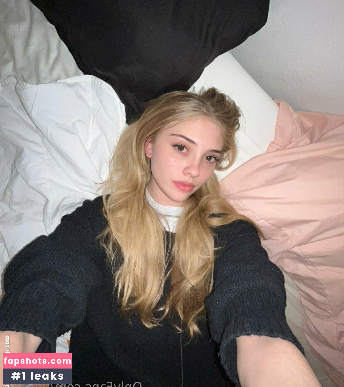 Enya Skarsgård gallery photo #10