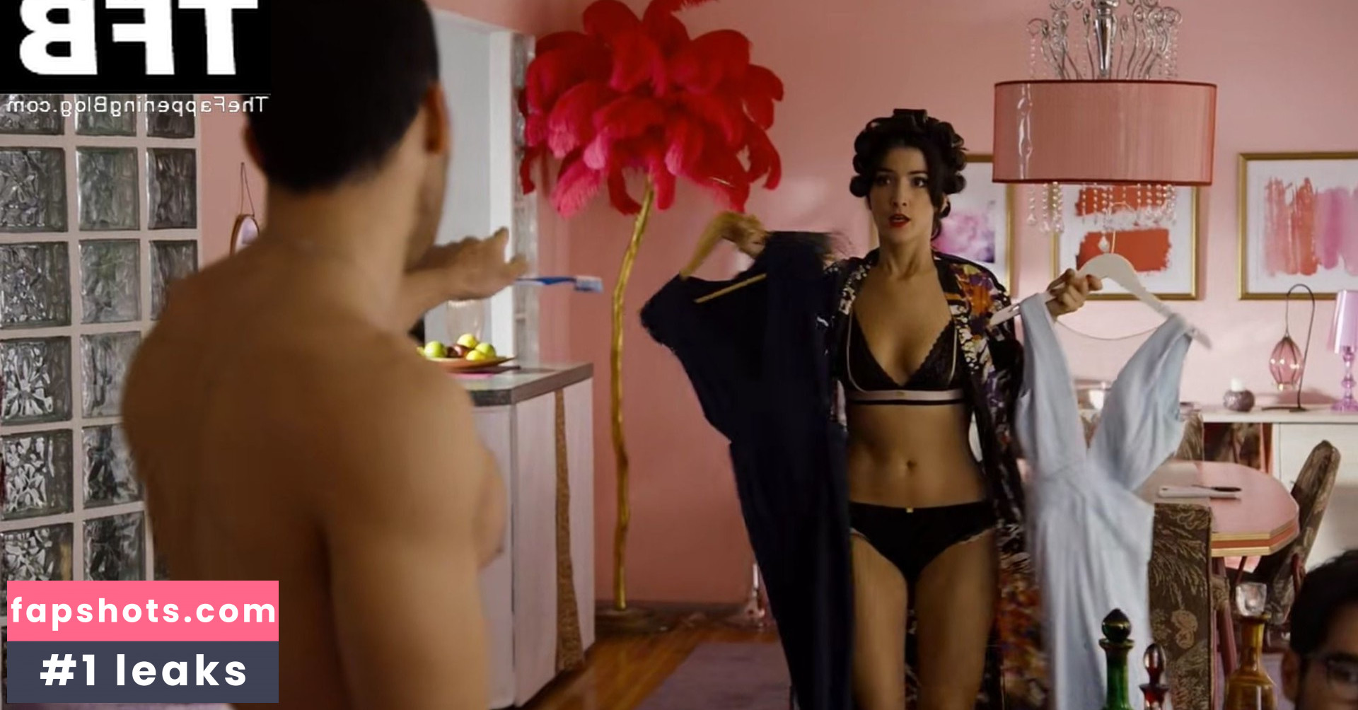 Eréndira Ibarra gallery photo #24