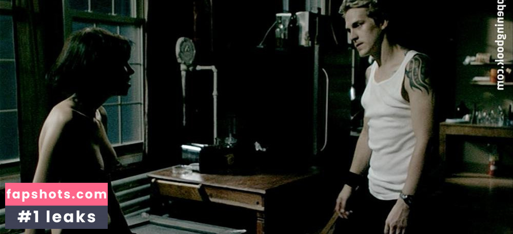 Erica Cox gallery photo #26