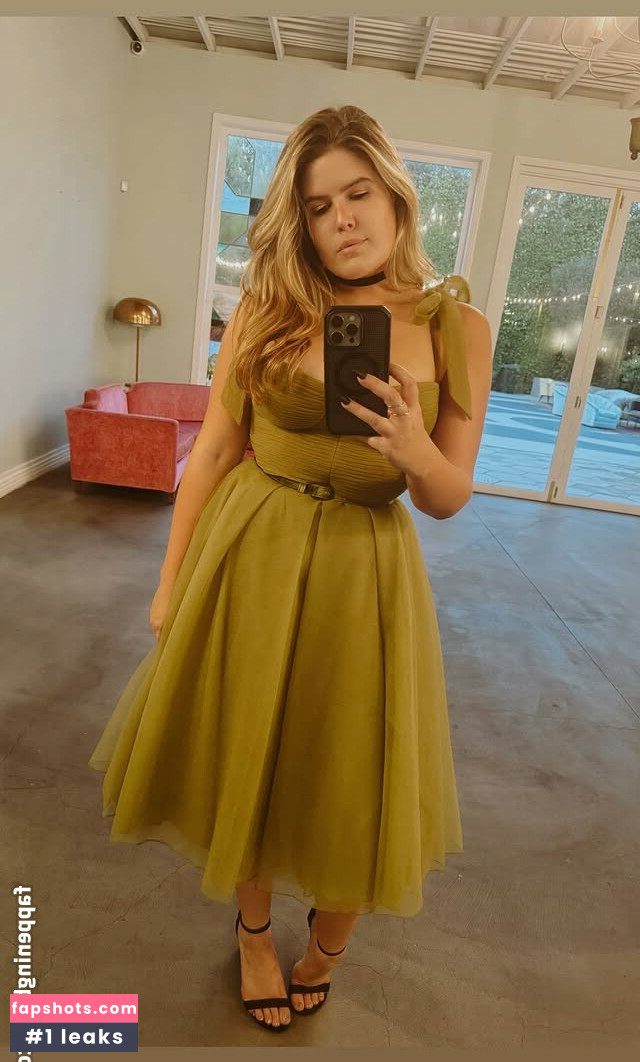 Erica Lindbeck gallery photo #4