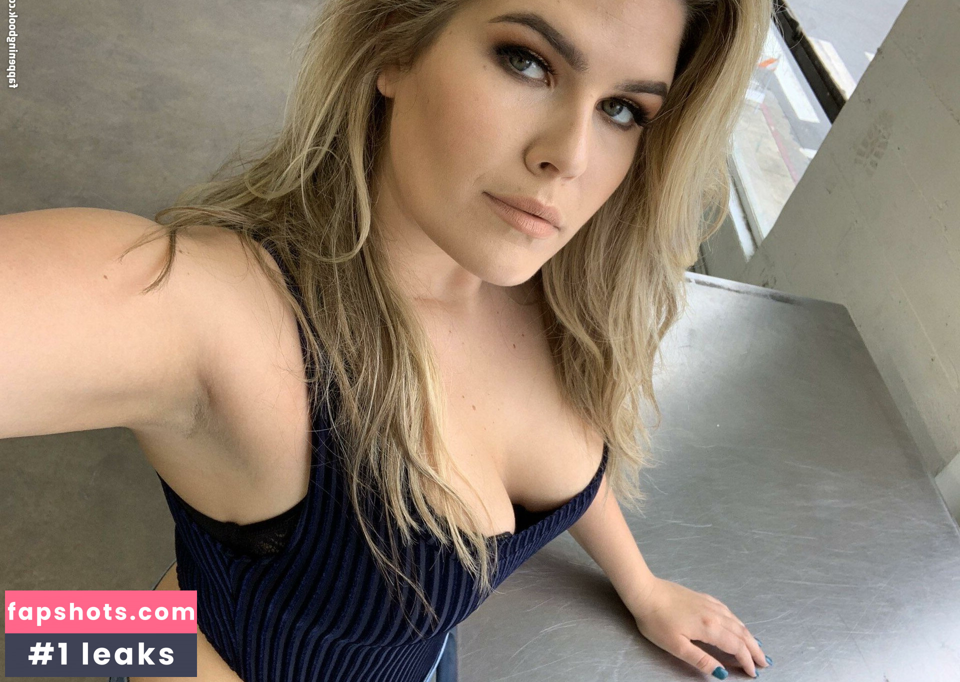 Erica Lindbeck gallery photo #77