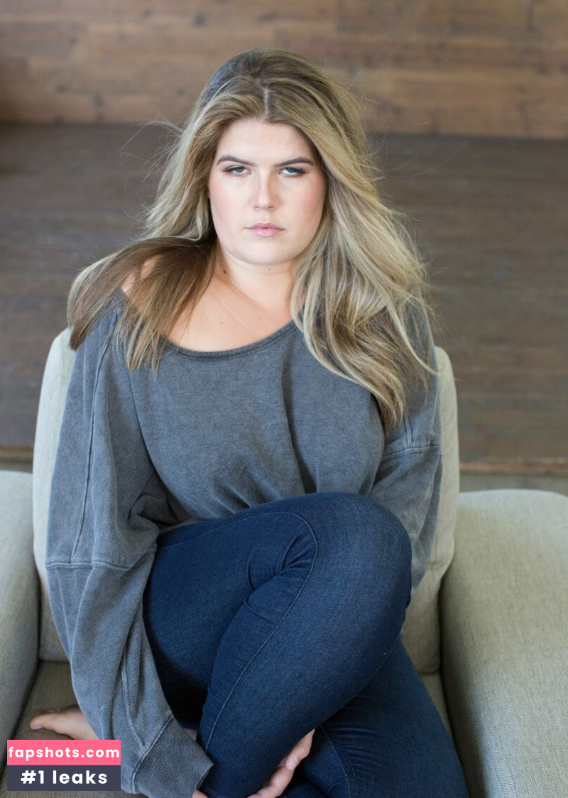 Erica Lindbeck gallery photo #80