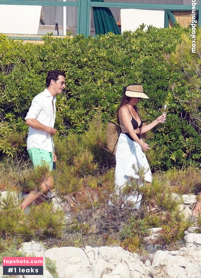 Erica Packer gallery photo #5