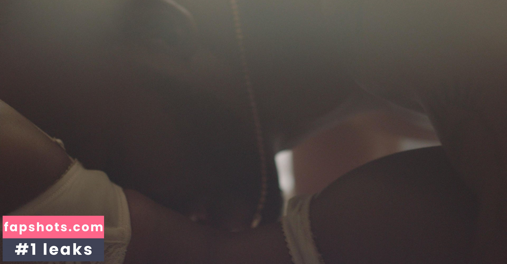 Erica Peeples nude babe gallery