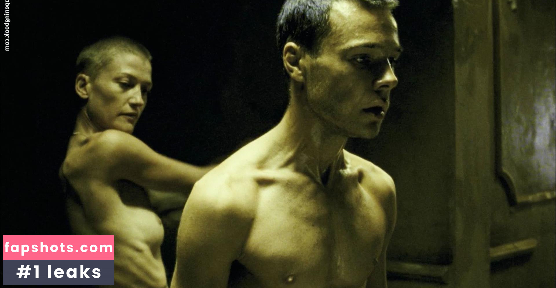 Erica Prior gallery photo #4