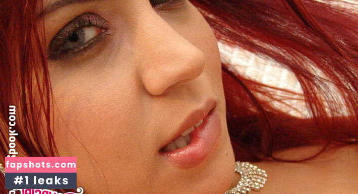 Erica Vieira gallery photo #246