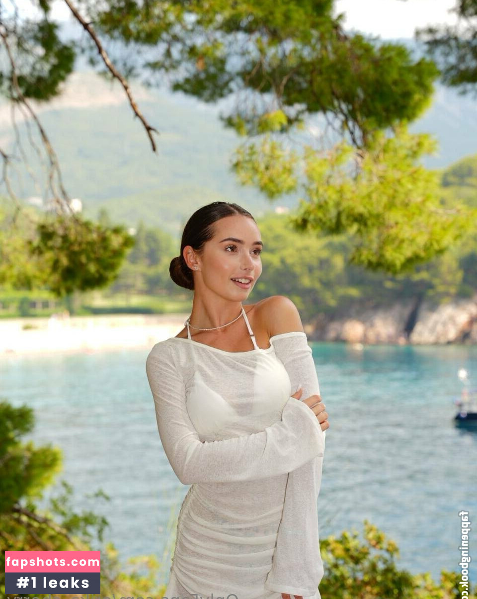 erika_cherry gallery photo #16