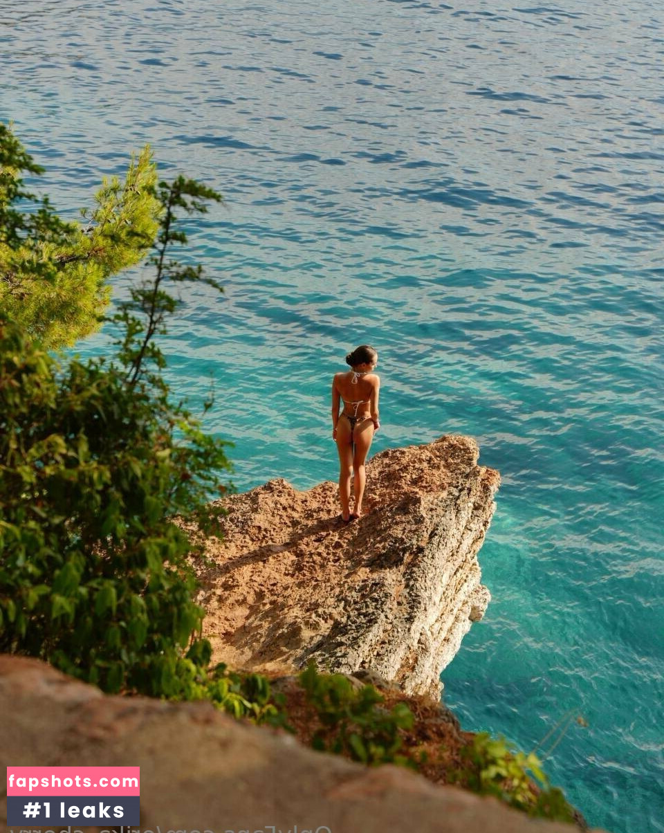 erika_cherry gallery photo #17