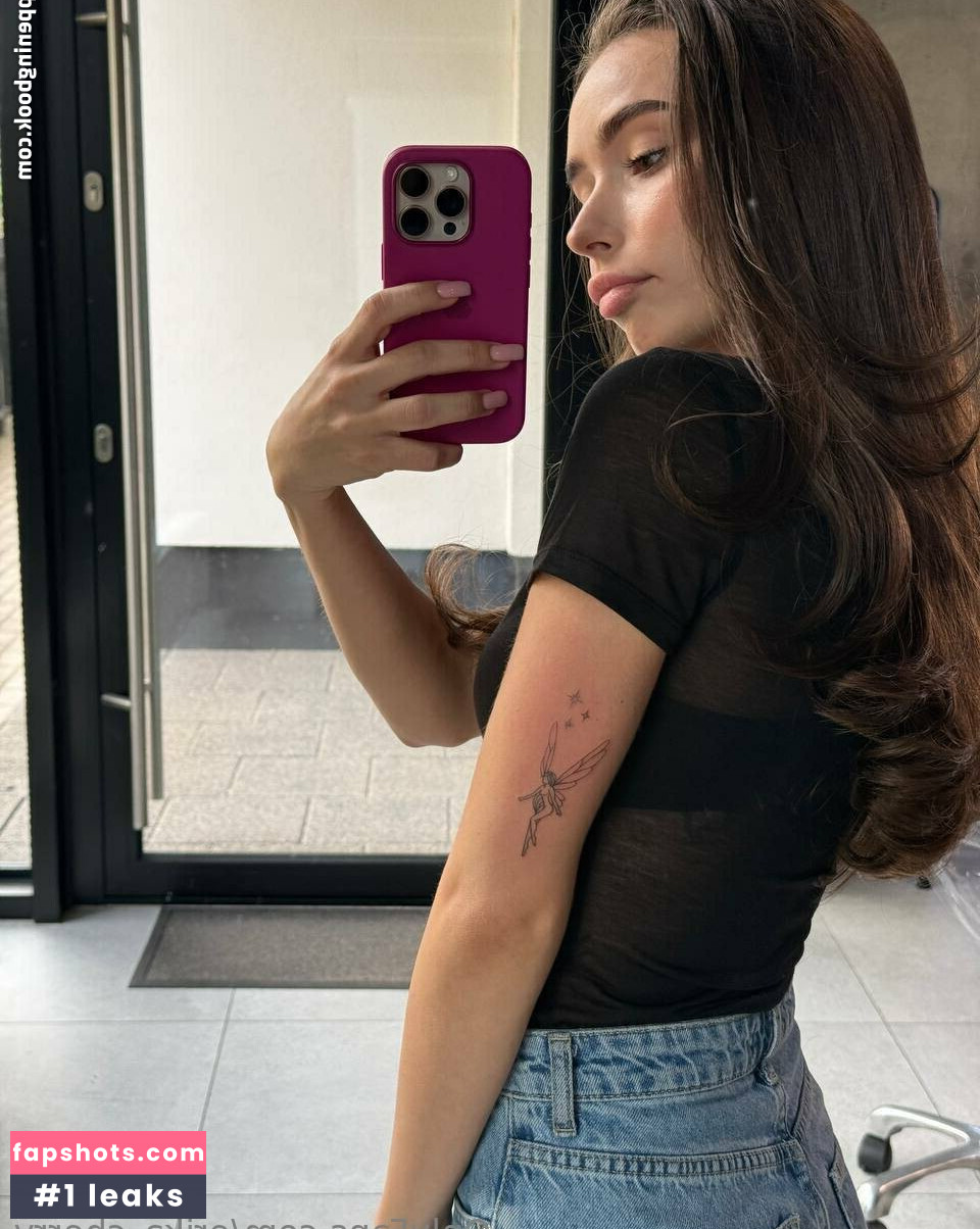 erika_cherry gallery photo #5