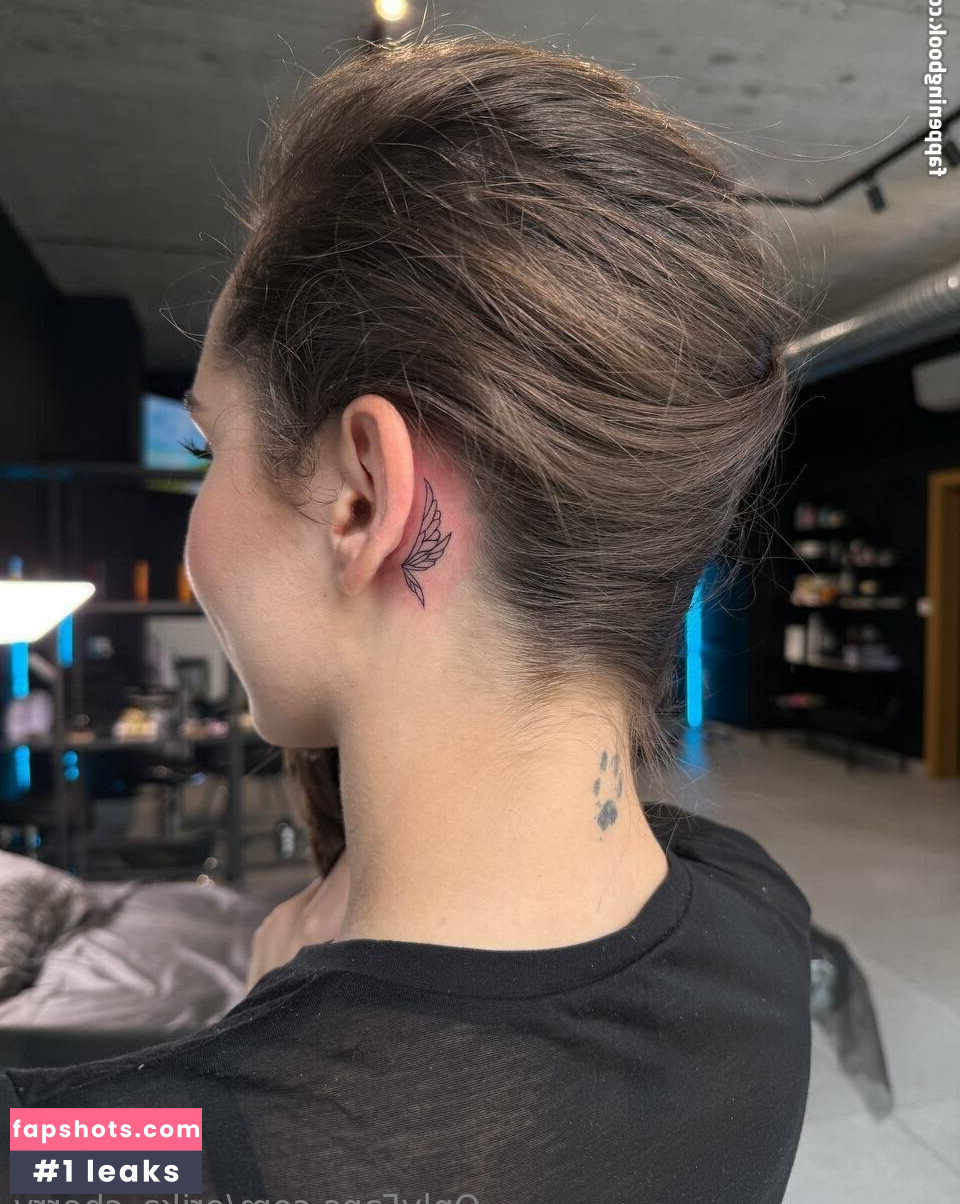 erika_cherry gallery photo #6