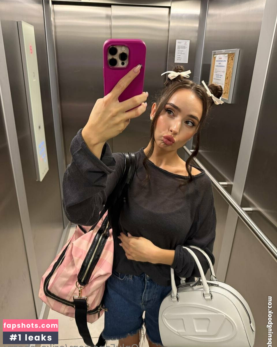 erika_cherry gallery photo #7