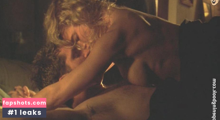 Erika Eleniak gallery photo #67