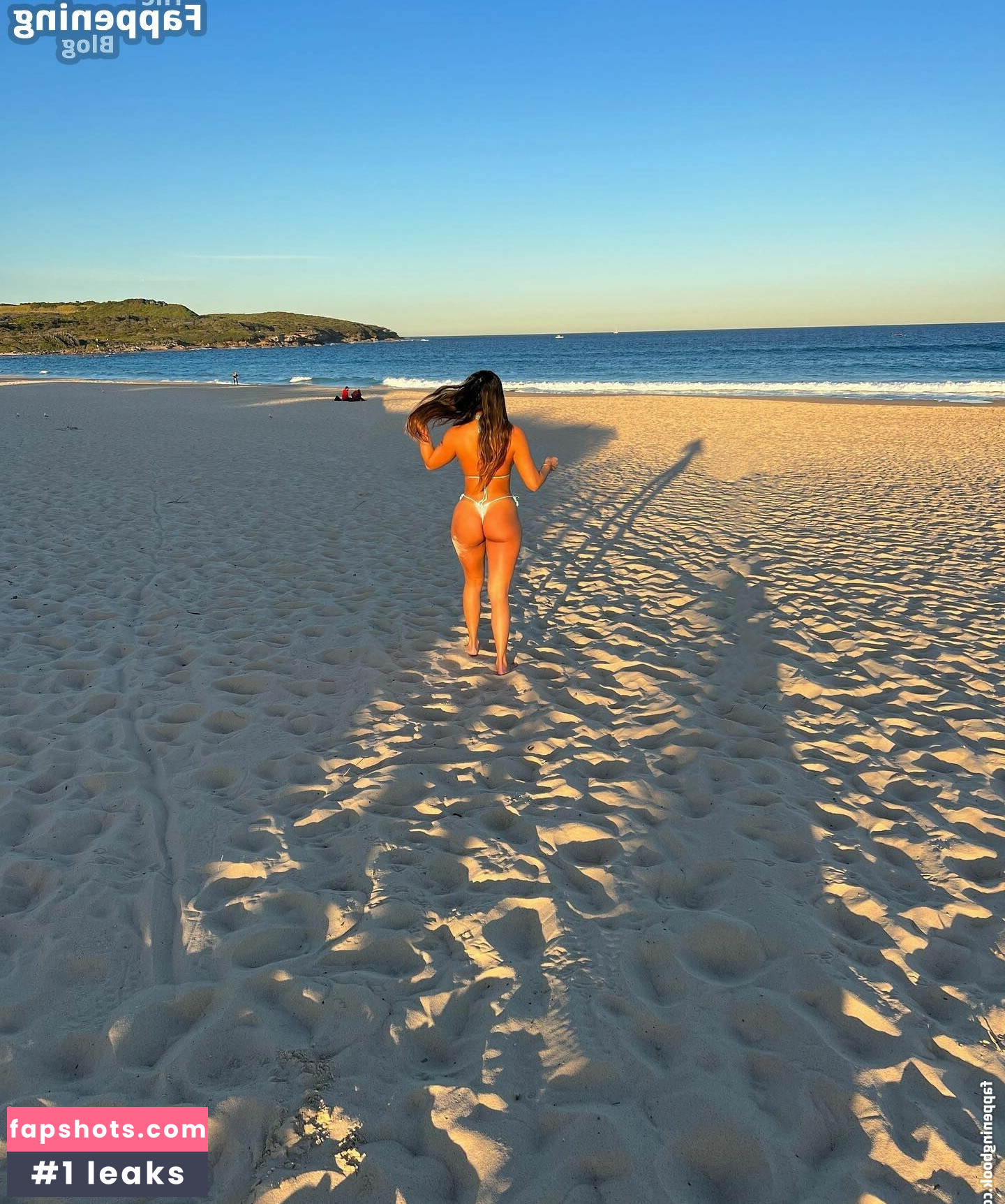 Erika Kitax gallery photo #20