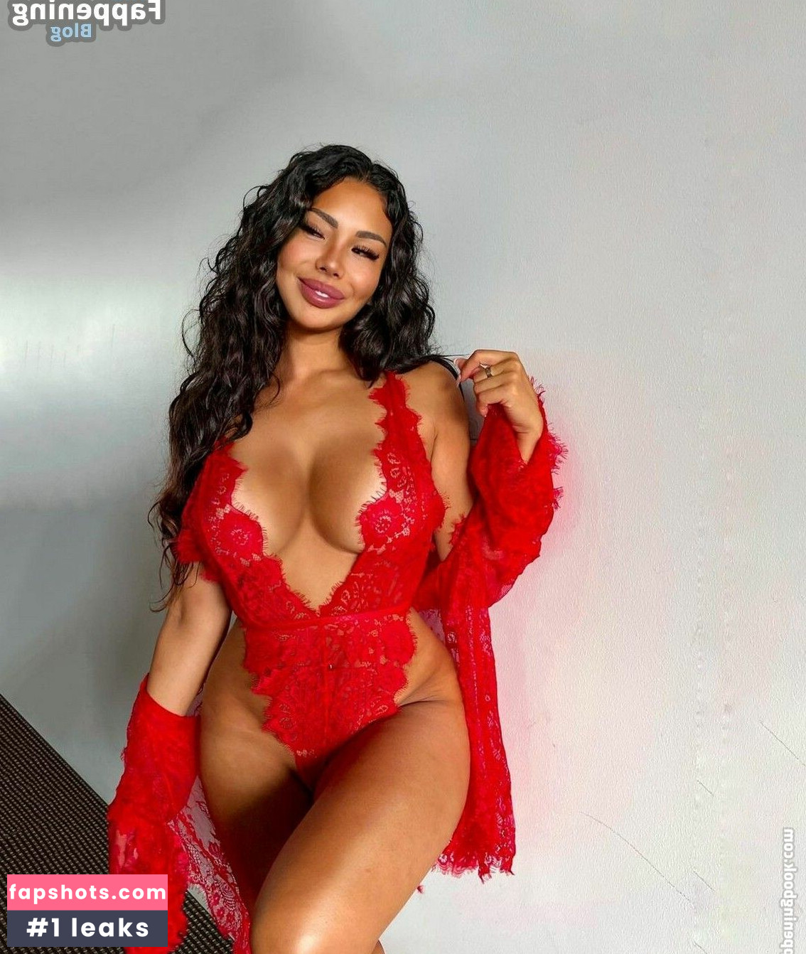 Erika Kitax gallery photo #25