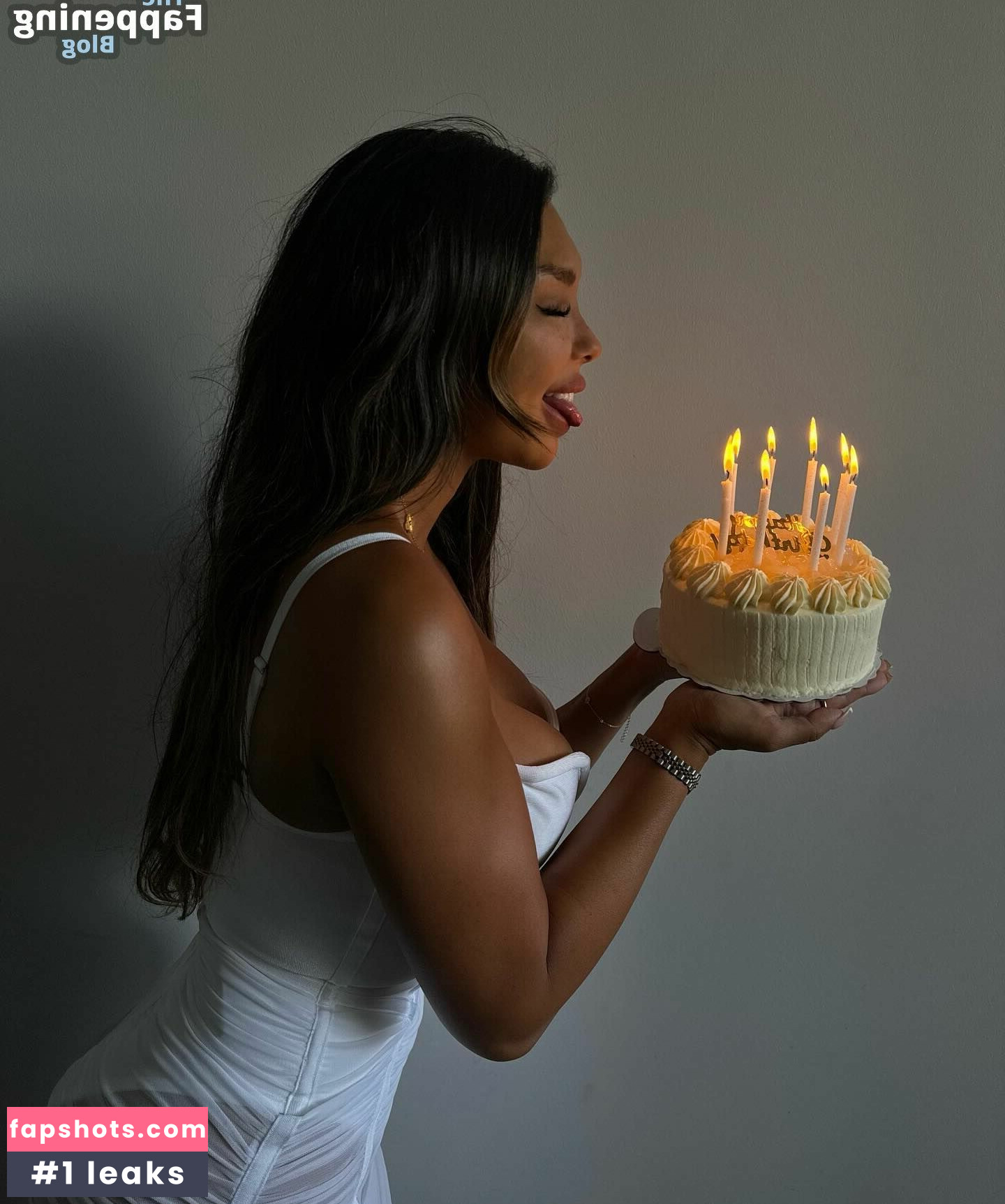 Erika Kitax gallery photo #10