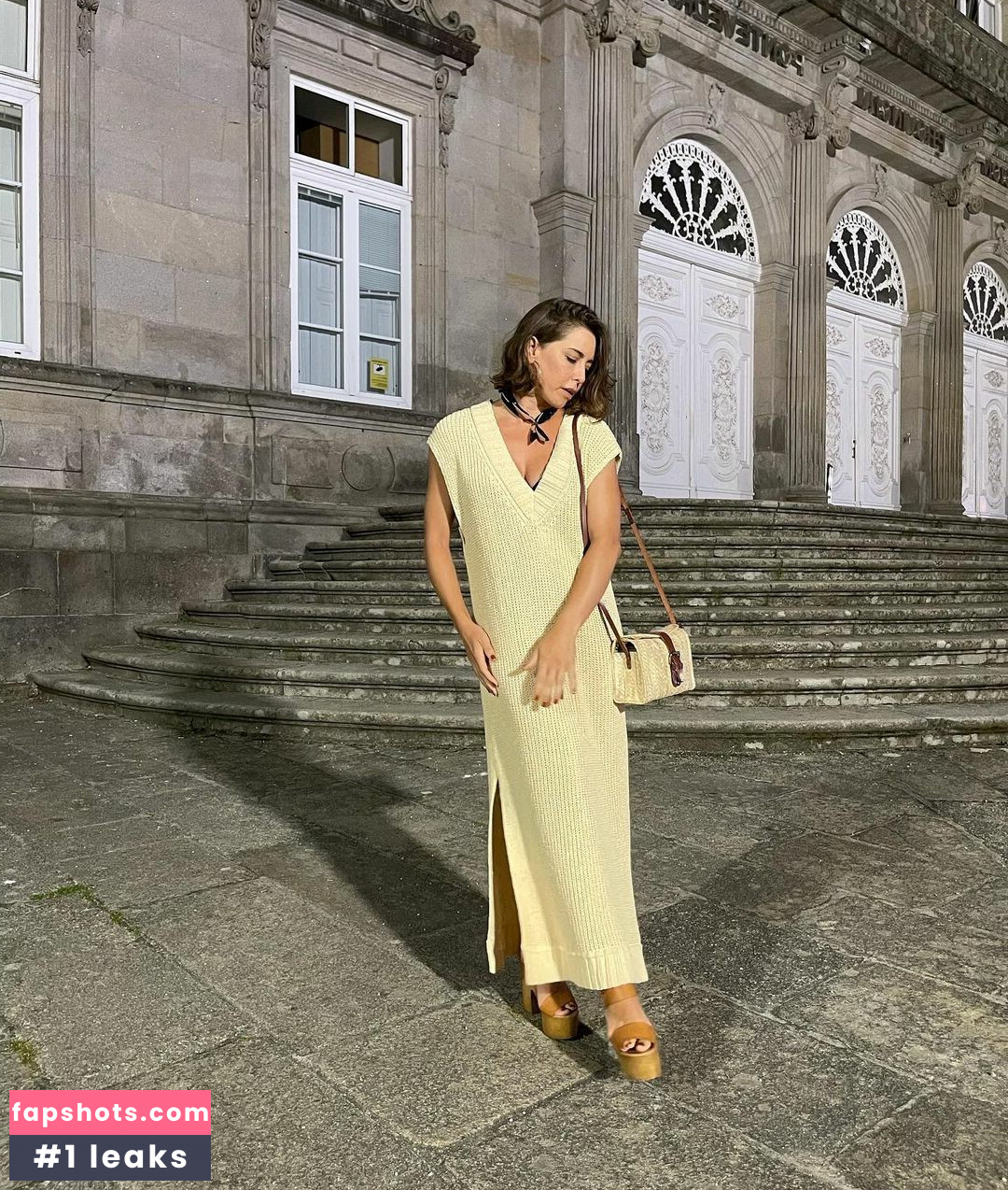 Erika Sanz gallery photo #22