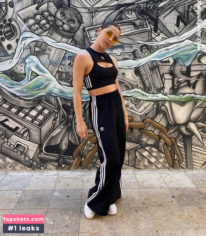 Erika Sanz gallery photo #9