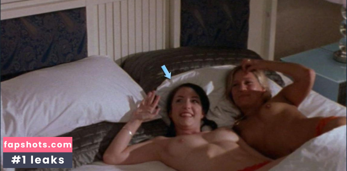 Erika Smith gallery photo #37