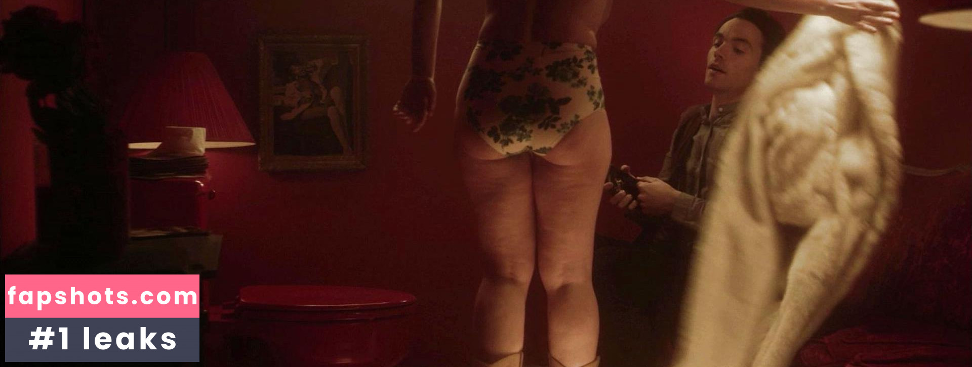 Erika Smith gallery photo #41