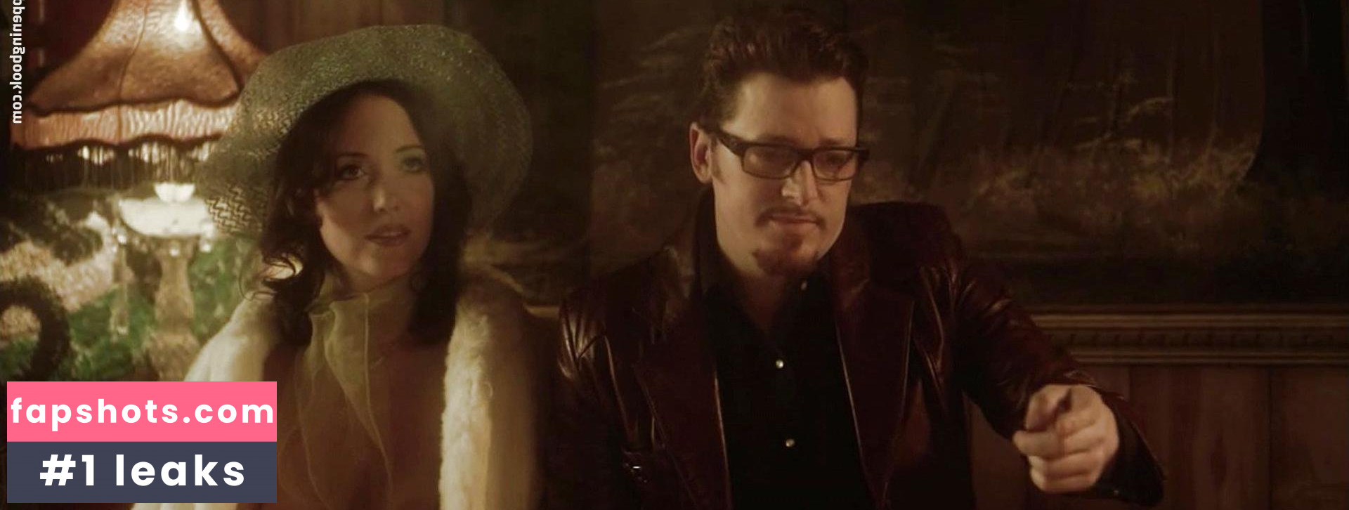 Erika Smith gallery photo #44