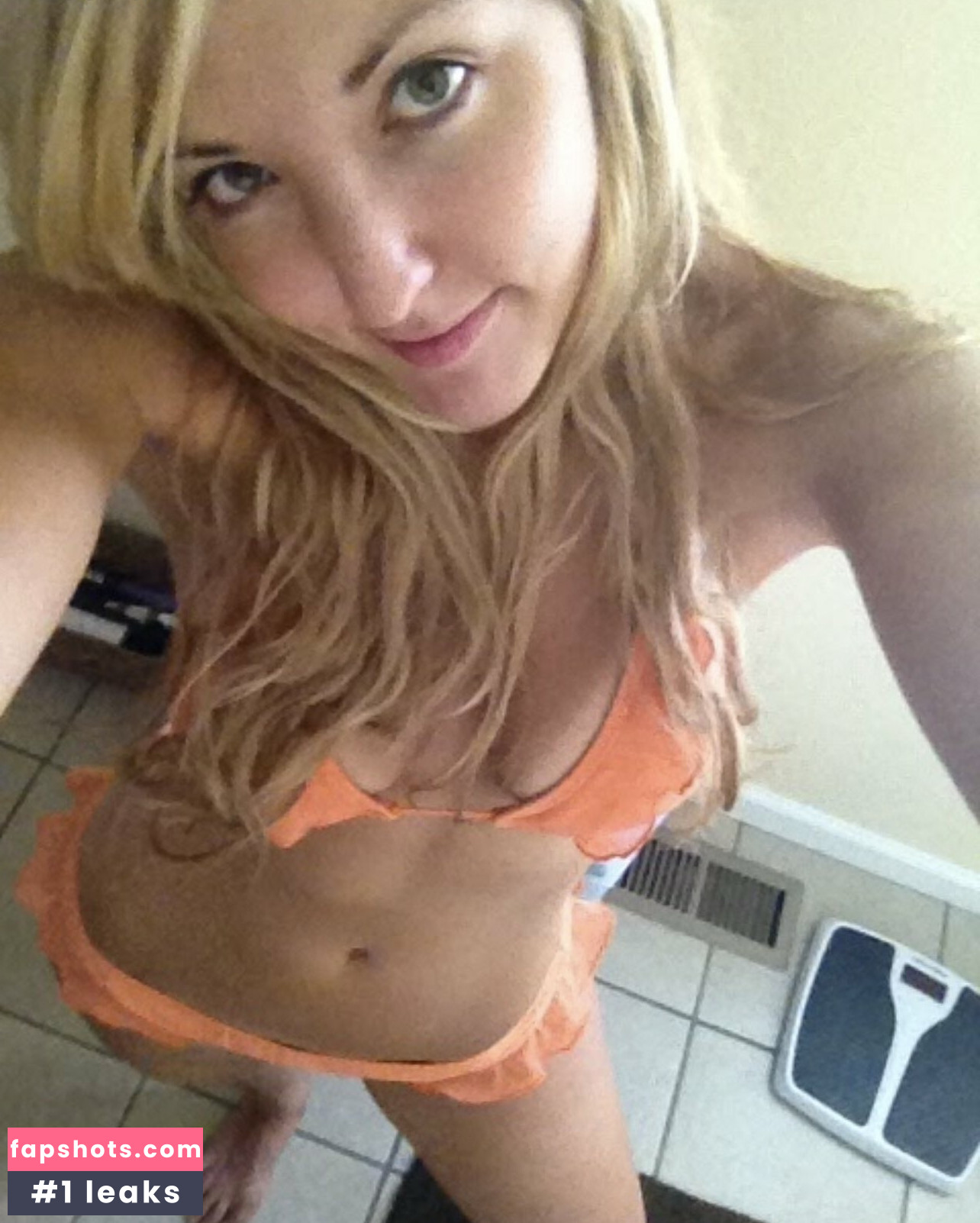 Erika Swingz gallery photo #9